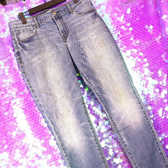 DISTRESSED JEANS 12 Old Navy *FLAWED* Light Wash Original Stretch Classic Casual - Picture 1 of 8
